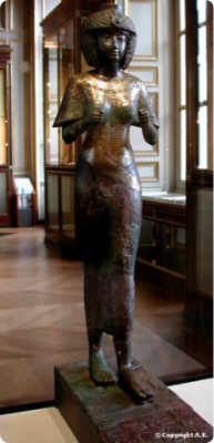 karomama_louvre-n500.jpg